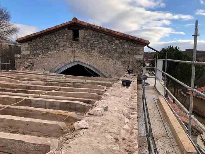 Restauración de cubierta de la Iglesia de Quintanilla de las Carretas